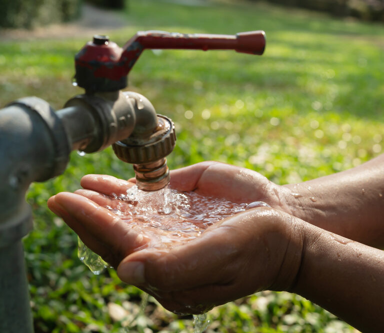 5 dicas para economizar água no condomínio